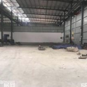 壹本科工城 标准带行车厂房2000平米̳