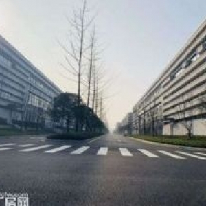 租售大学城独栋轻钢结构12米层高标准厂房仓库8000平，可分
