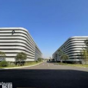 大学城曾家高速入口旁全新厂房出租，1000−60
