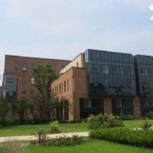 两江新区标准厂房出售，面积1000−10000㎡