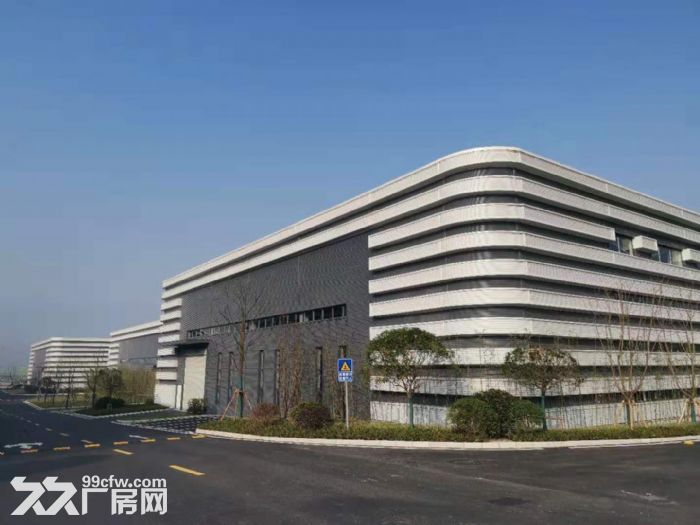 重庆科学城核心区域 优质单层钢构厂房 带行车 1700平