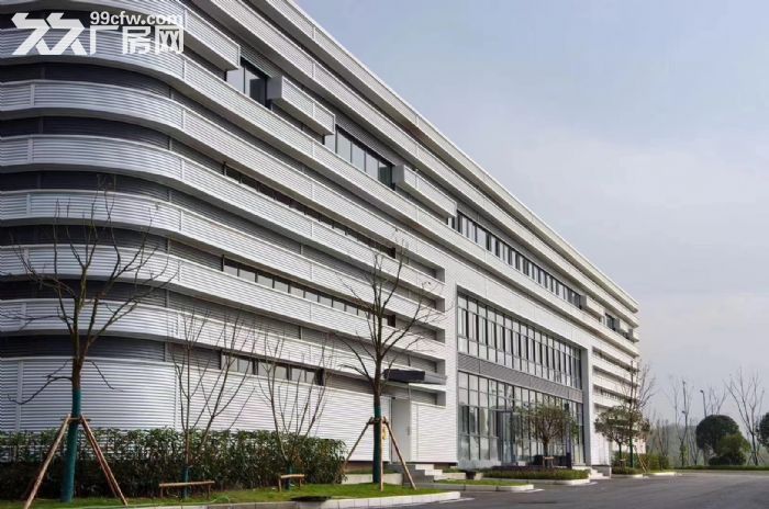 紧靠沙坪坝大学城 全城最美单层钢构 1500平