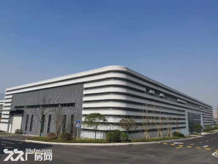 重庆高新区科学城核心区域 优质单层钢构厂房 带行车 1400平