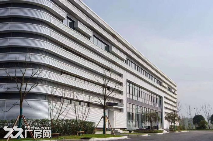 租售主城区内单层钢结构厂房20000平，可分租