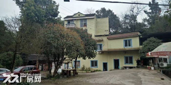 出租巴南区界石镇附近2200平场地