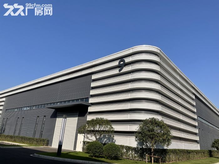 沙坪坝稀缺钢结构层高11米厂房出租