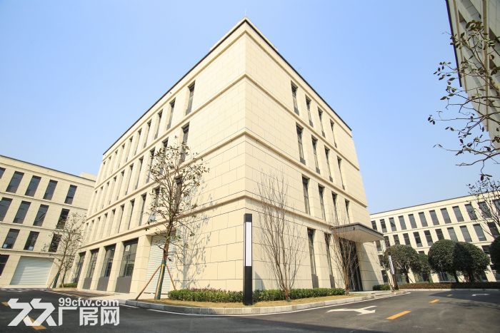 1500平三楼 带装修 含洁净车间 紧靠绕城高速