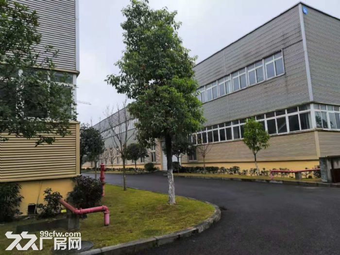 水土稀缺钢结构库房出租