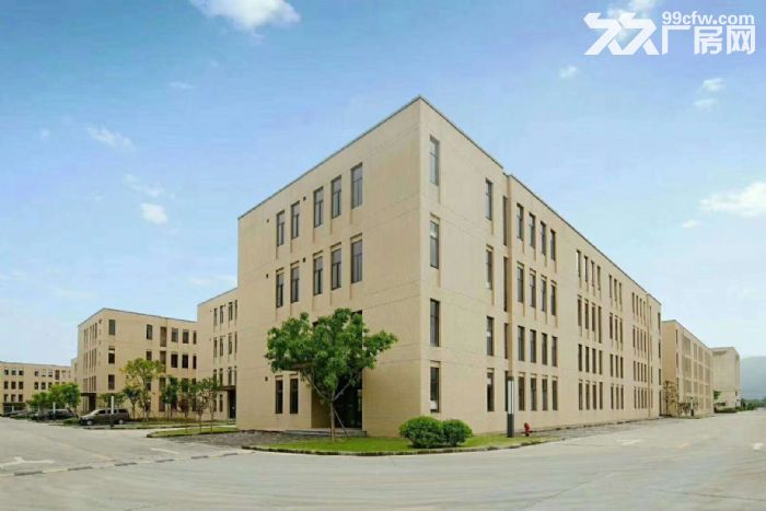 可走17米拖挂车 高品质园区 1000㎡起